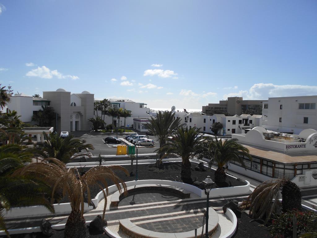 Realrent Costa Teguise Beach Exterior photo