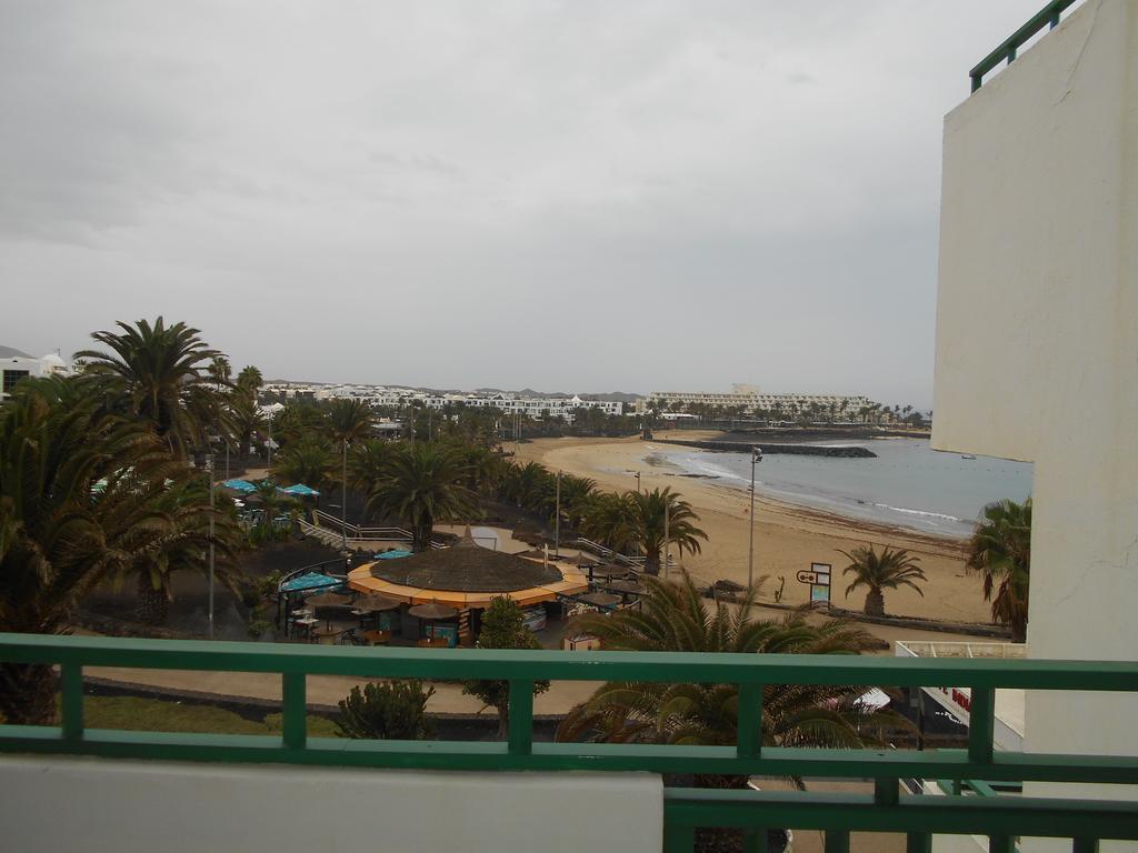 Realrent Costa Teguise Beach Exterior photo